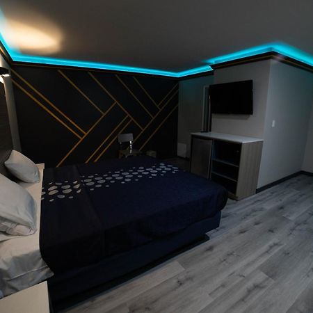 בלפלאוור Artesia Motor Inn מראה חיצוני תמונה