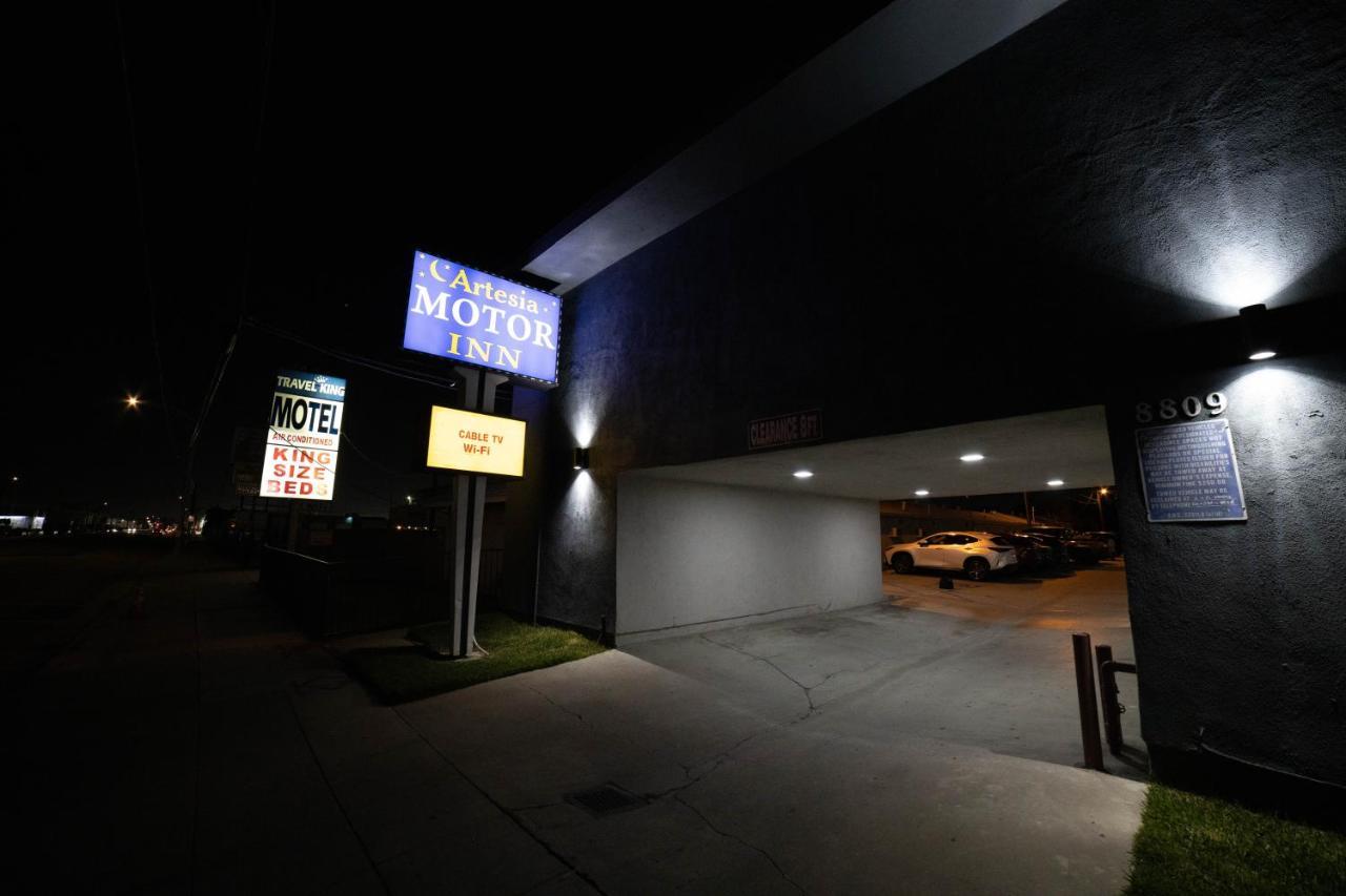 בלפלאוור Artesia Motor Inn מראה חיצוני תמונה
