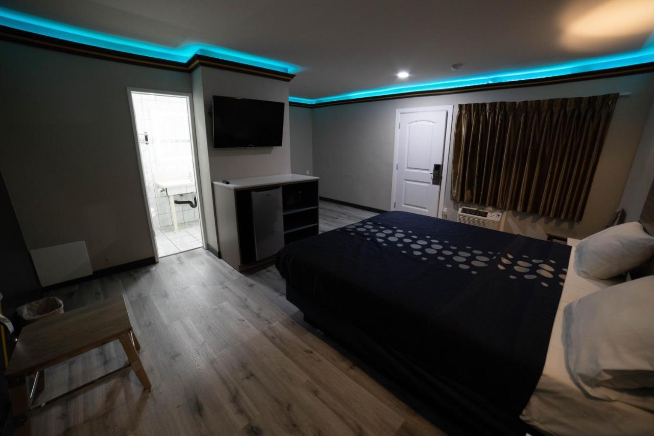 בלפלאוור Artesia Motor Inn מראה חיצוני תמונה