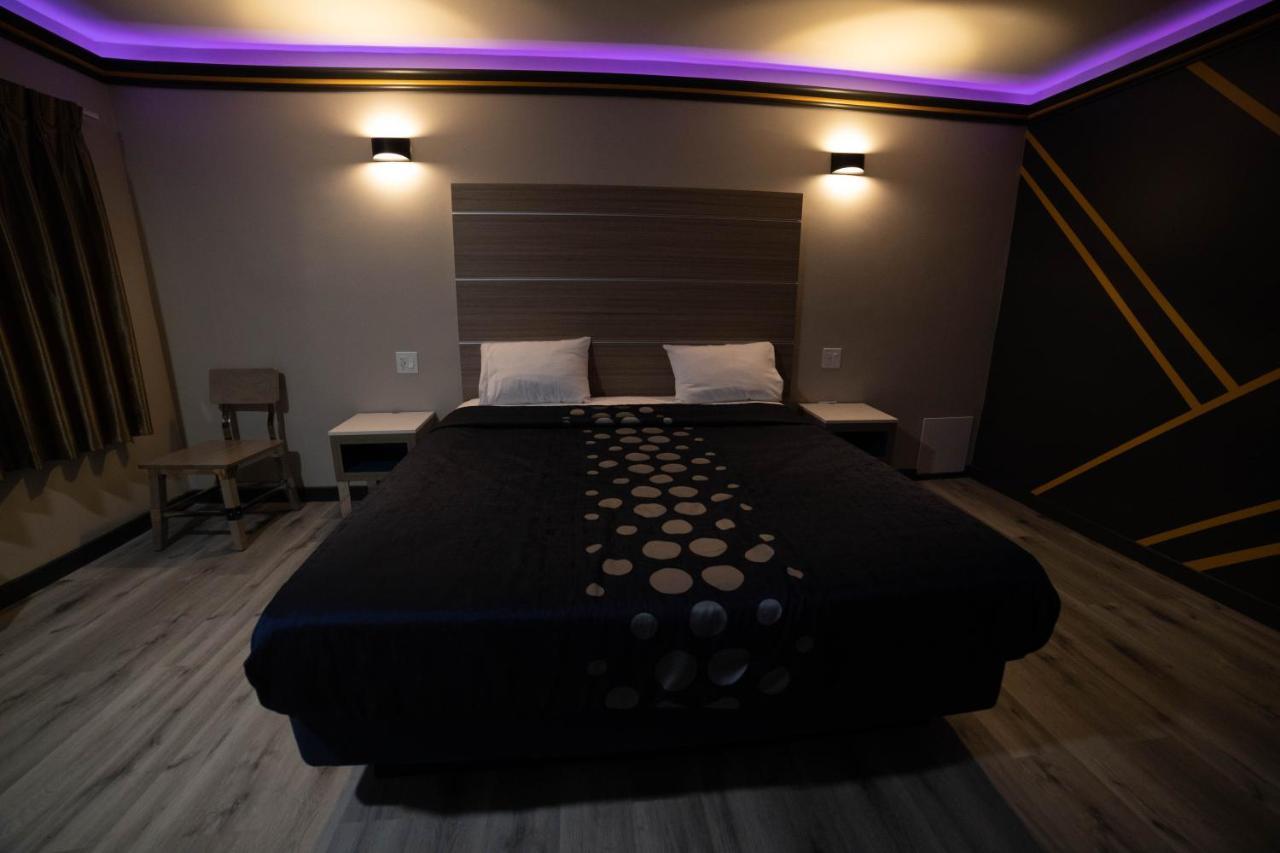 בלפלאוור Artesia Motor Inn מראה חיצוני תמונה