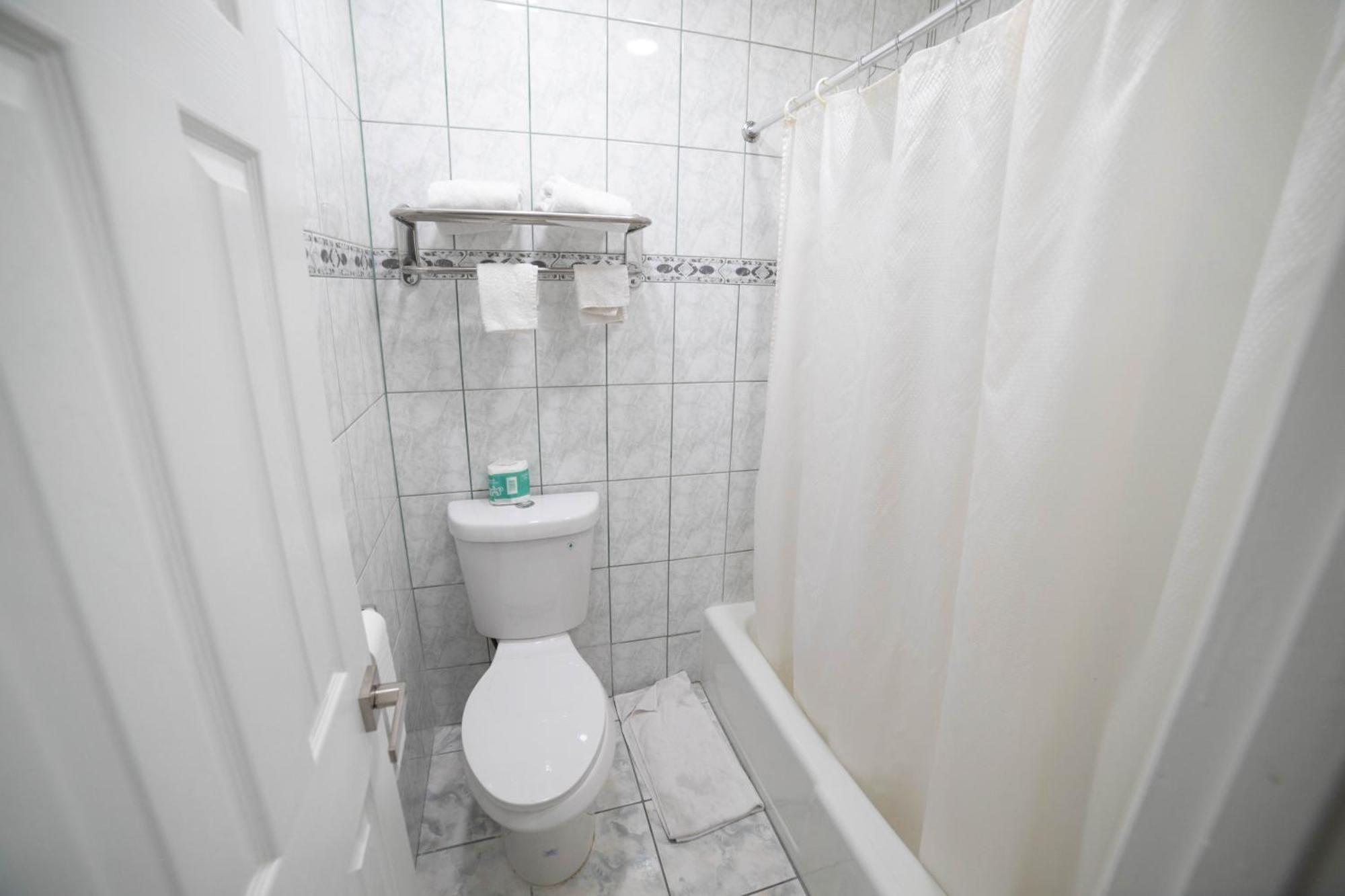 בלפלאוור Artesia Motor Inn מראה חיצוני תמונה